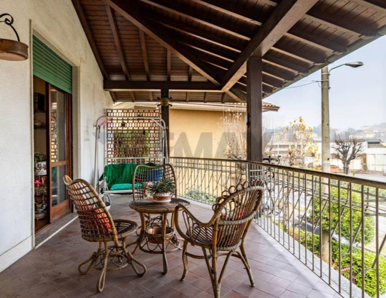 casa indipendente in vendita a Casatenovo