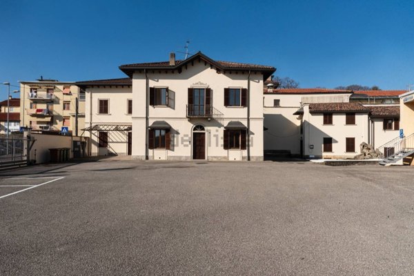 appartamento in vendita a Casatenovo