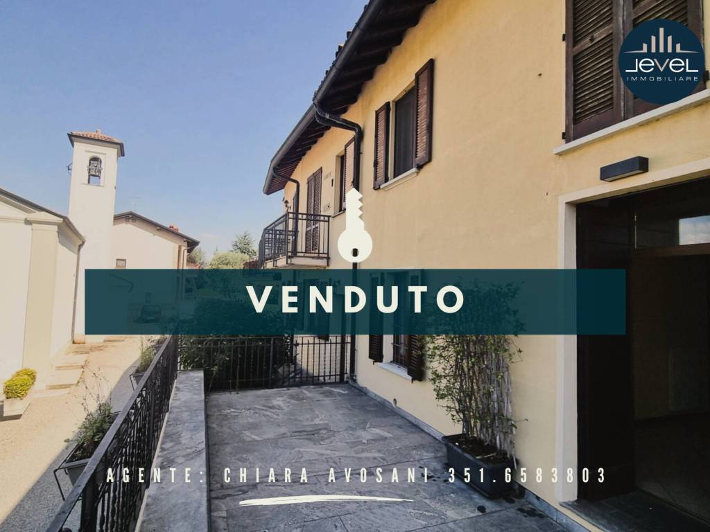 appartamento in vendita a Casatenovo in zona Valaperta