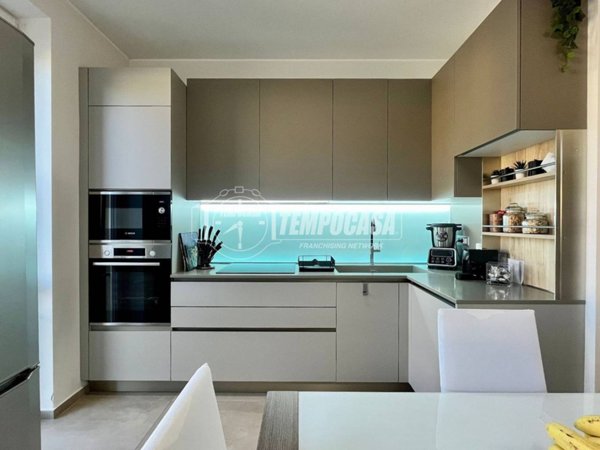 appartamento in vendita a Casatenovo