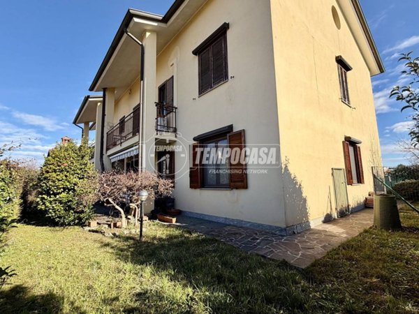 appartamento in vendita a Casatenovo in zona Rogoredo