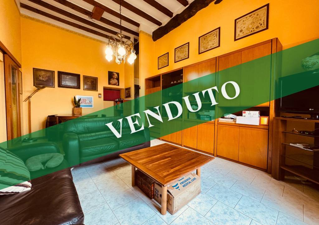 casa indipendente in vendita a Casatenovo