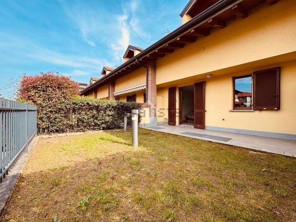 casa indipendente in vendita a Casatenovo in zona Galgiana