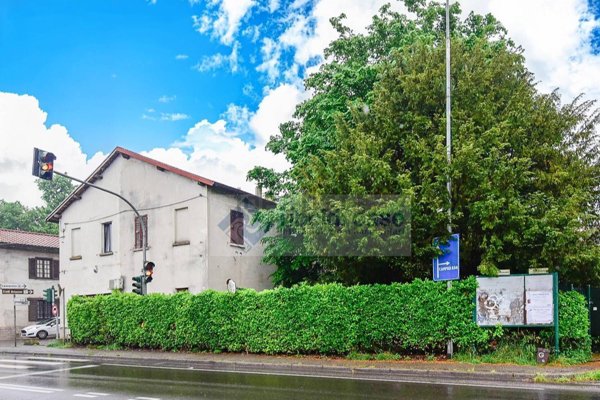 casa indipendente in vendita a Casatenovo