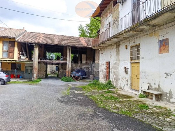 casa semindipendente in vendita a Casatenovo