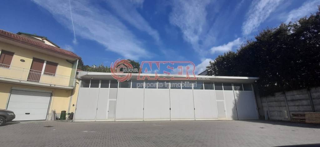 casa indipendente in vendita a Casatenovo