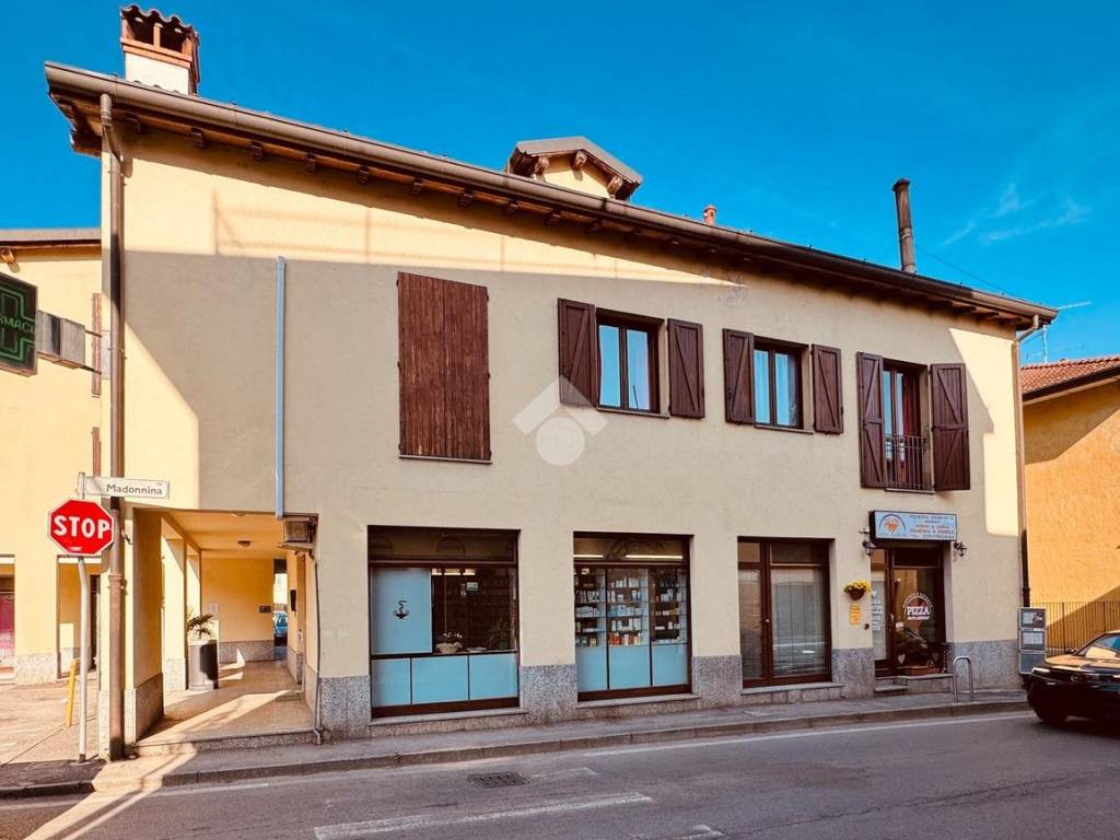 appartamento in vendita a Casatenovo in zona Rogoredo