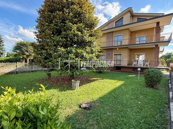 casa indipendente in vendita a Casatenovo in zona Rogoredo