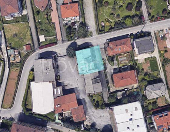 appartamento in vendita a Casatenovo in zona Valaperta