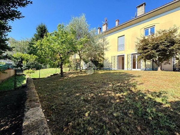 appartamento in vendita a Casatenovo