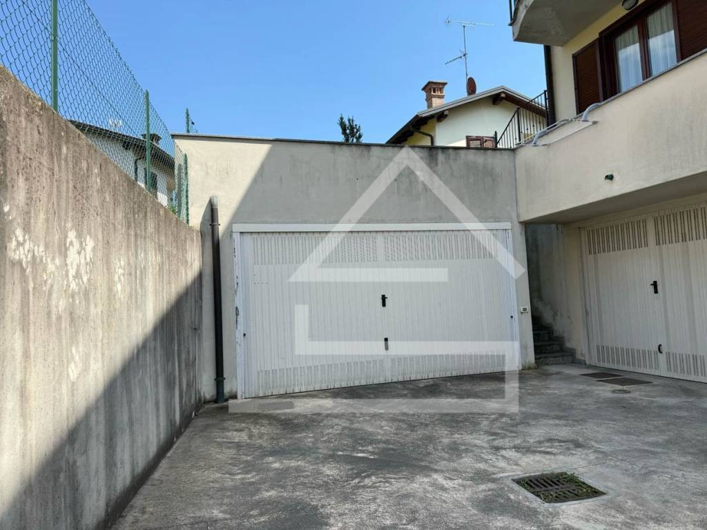 box auto in vendita a Casatenovo