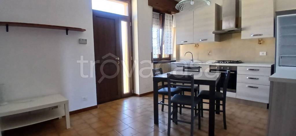 appartamento in vendita a Casatenovo in zona Campofiorenzo