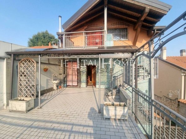 appartamento in vendita a Casatenovo