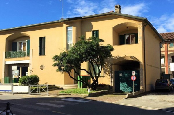 ufficio in vendita a Cassago Brianza