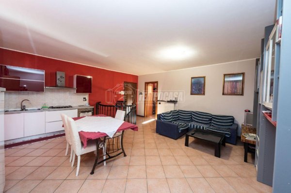 appartamento in vendita a Cassago Brianza