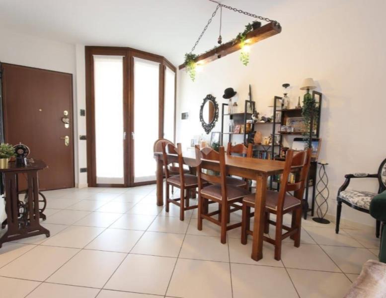 appartamento in vendita a Cassago Brianza