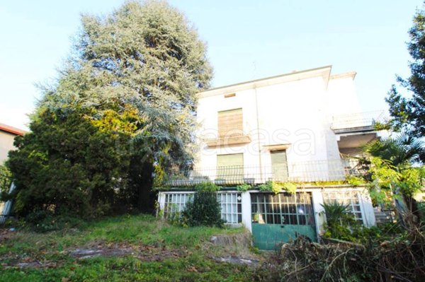 casa indipendente in vendita a Cassago Brianza