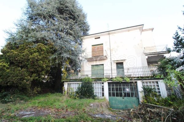 casa indipendente in vendita a Cassago Brianza