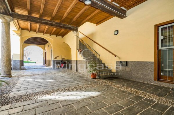 appartamento in vendita a Cassago Brianza