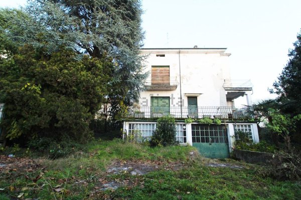 casa indipendente in vendita a Cassago Brianza