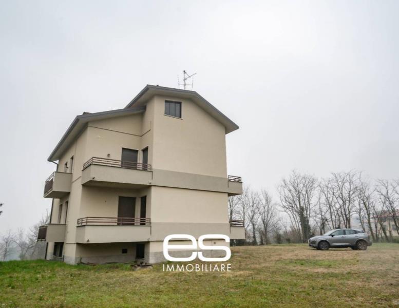 casa indipendente in vendita a Cassago Brianza