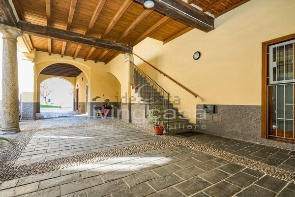 appartamento in vendita a Cassago Brianza