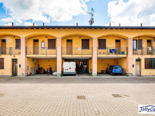 appartamento in vendita a Cassago Brianza