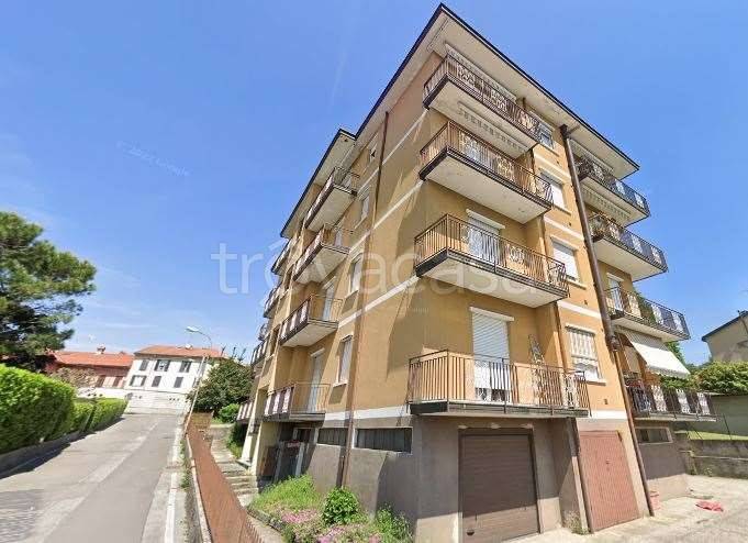 appartamento in vendita a Cassago Brianza