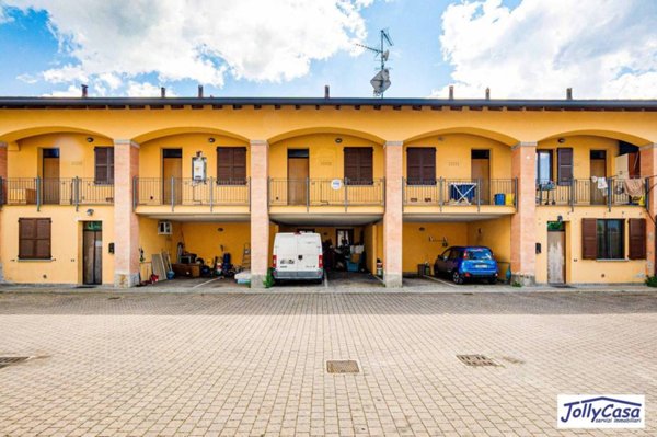 appartamento in vendita a Cassago Brianza