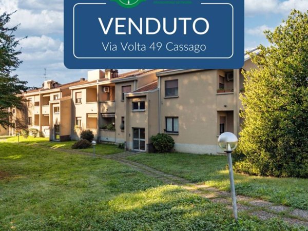 appartamento in vendita a Cassago Brianza