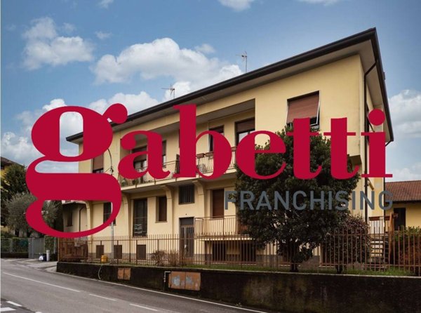 appartamento in vendita a Cassago Brianza