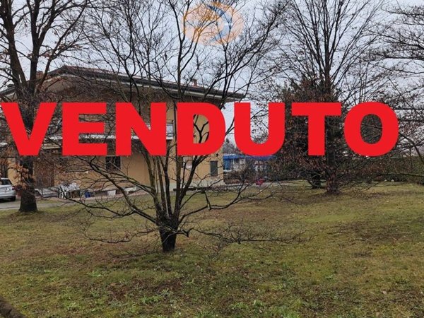 appartamento in vendita a Cassago Brianza