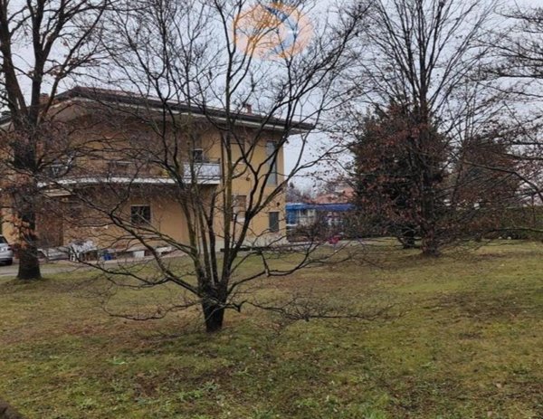 appartamento in vendita a Cassago Brianza