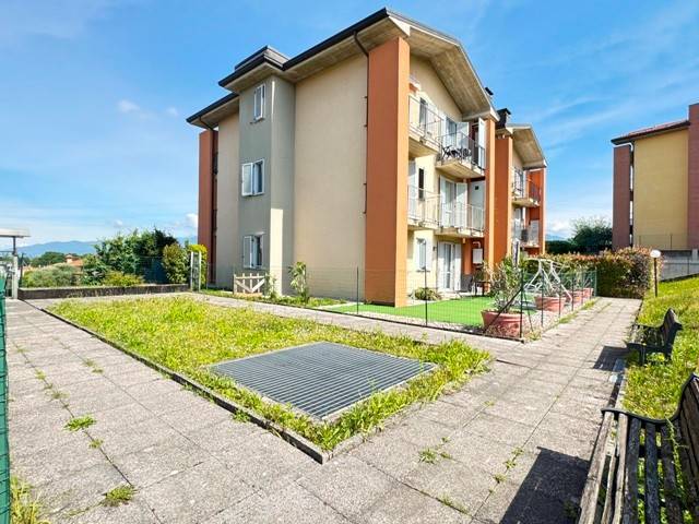 appartamento in vendita a Cassago Brianza