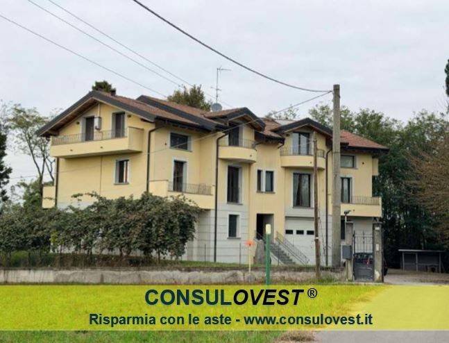 appartamento in vendita a Cassago Brianza in zona Tremoncino