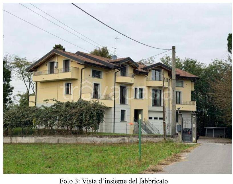 appartamento in vendita a Cassago Brianza in zona Tremoncino