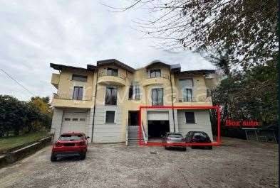 appartamento in vendita a Cassago Brianza in zona Tremoncino