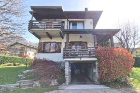 casa indipendente in vendita a Cassina Valsassina