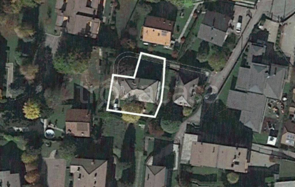 casa indipendente in vendita a Cassina Valsassina