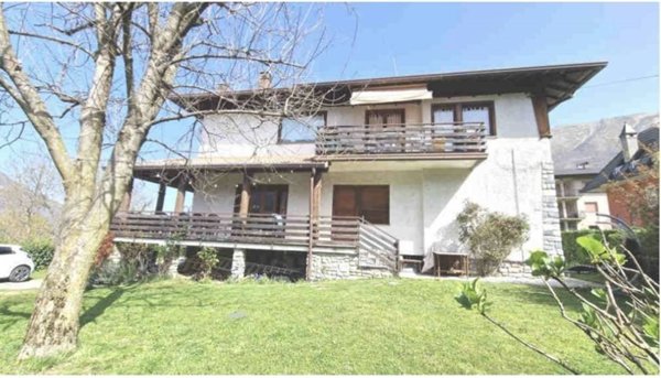 casa indipendente in vendita a Cassina Valsassina