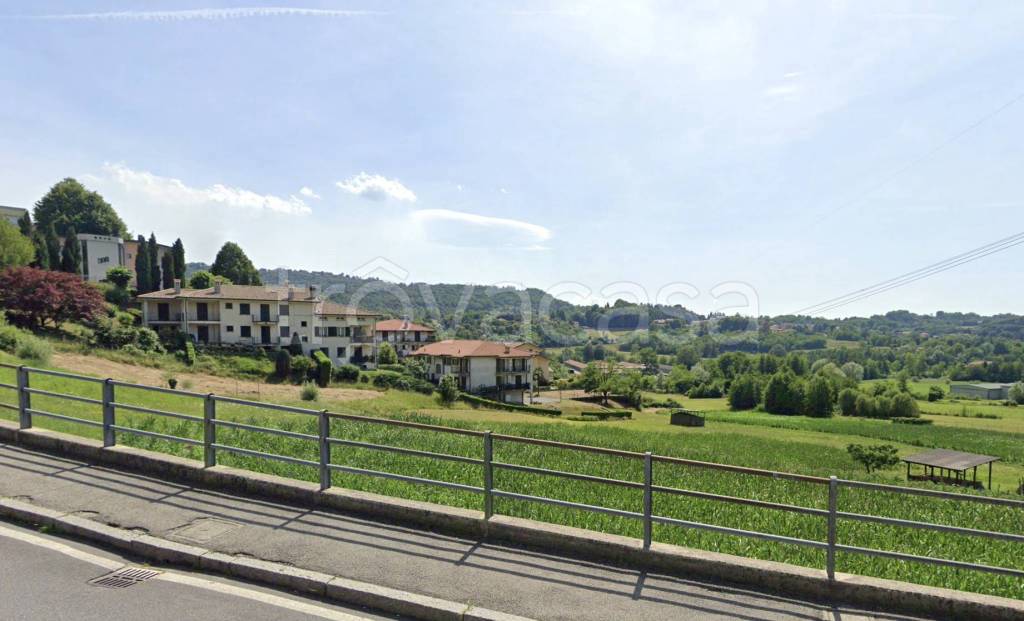 villa in vendita a Castello di Brianza in zona Cologna