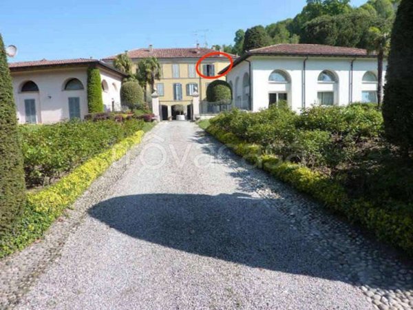 appartamento in vendita a Castello di Brianza