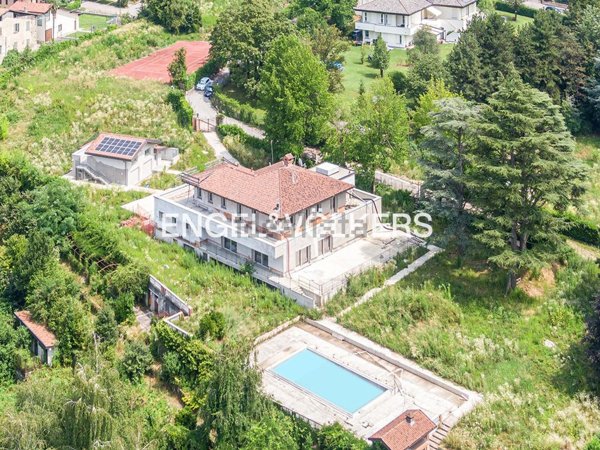 casa indipendente in vendita a Castello di Brianza