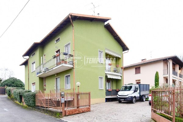 appartamento in vendita a Castello di Brianza