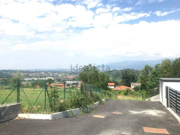 terreno edificabile in vendita a Castello di Brianza