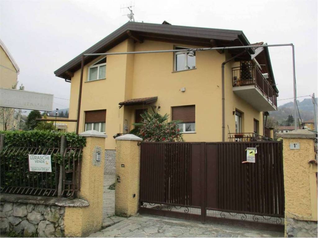 casa indipendente in vendita a Castello di Brianza