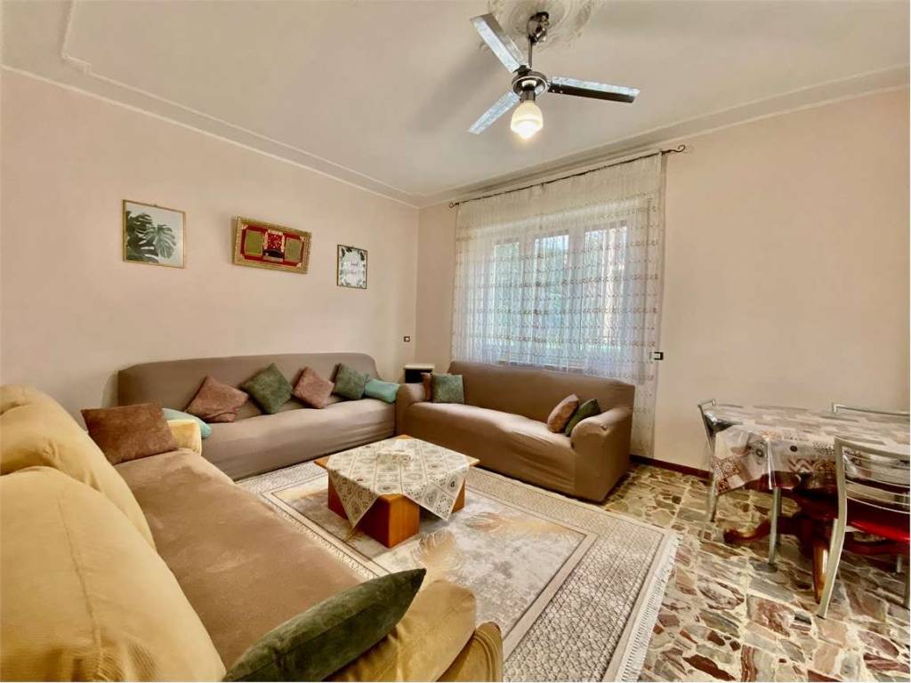 appartamento in vendita a Castello di Brianza in zona Brianzola