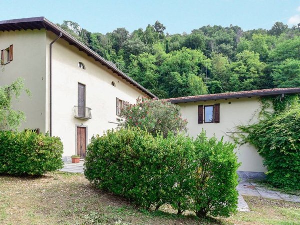 casa indipendente in vendita a Castello di Brianza in zona Cologna
