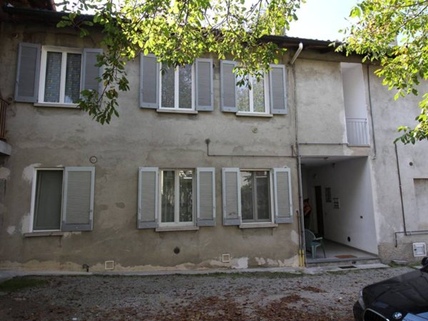 appartamento in vendita a Castello di Brianza in zona Cologna