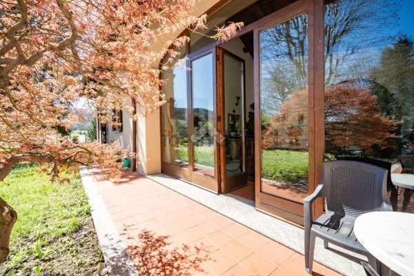 villa in vendita a Castello di Brianza